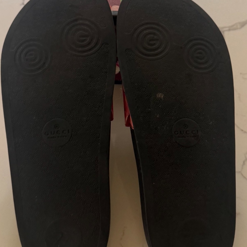 Gucci Black Slides with Floral GG Canvas Strap - Picture 4 of 4